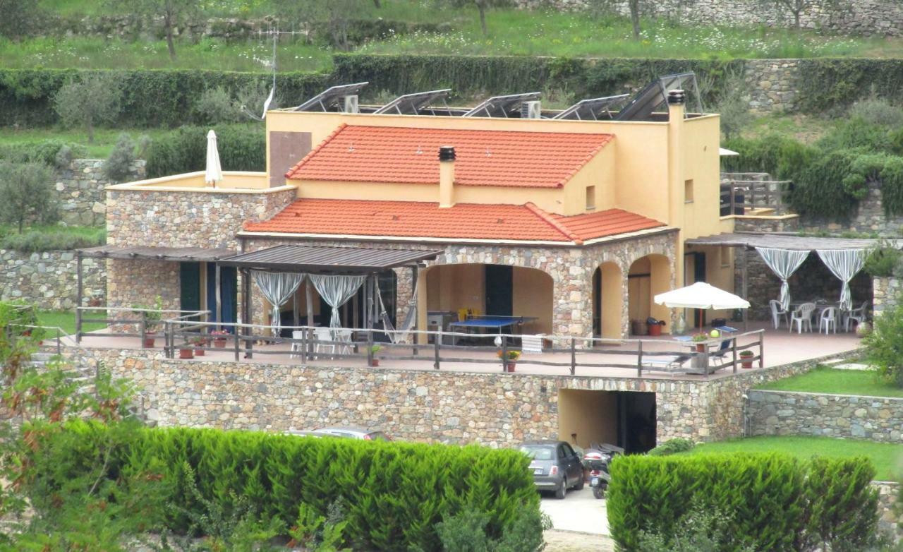 Ort Holiday'S Time Orco Feglino Kültér fotó